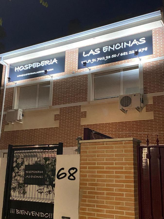 Hostal Las Encinas Villaviciosa de Odon Exterior photo